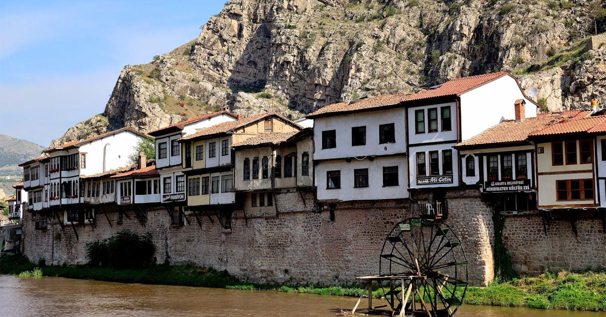 Amasya Yalıboyu Evleri