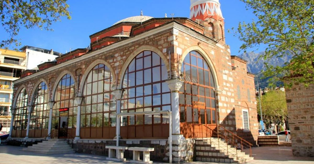 Hatuniye Camii ve Külliyesi