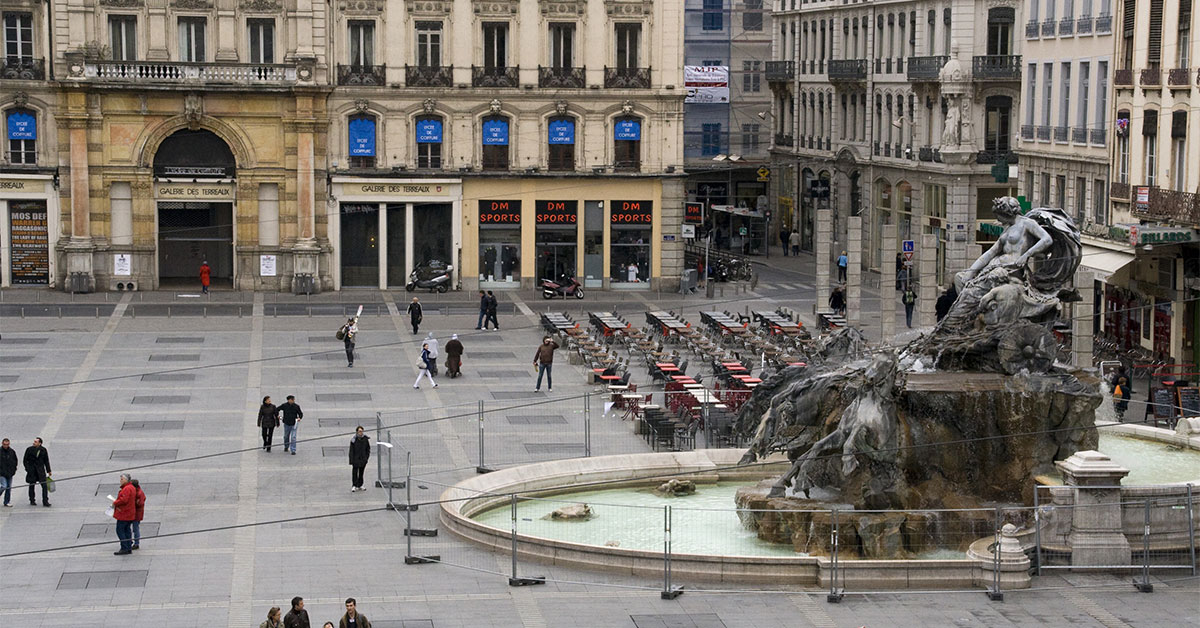 Terreaux Meydanı (Place des Terreaux)